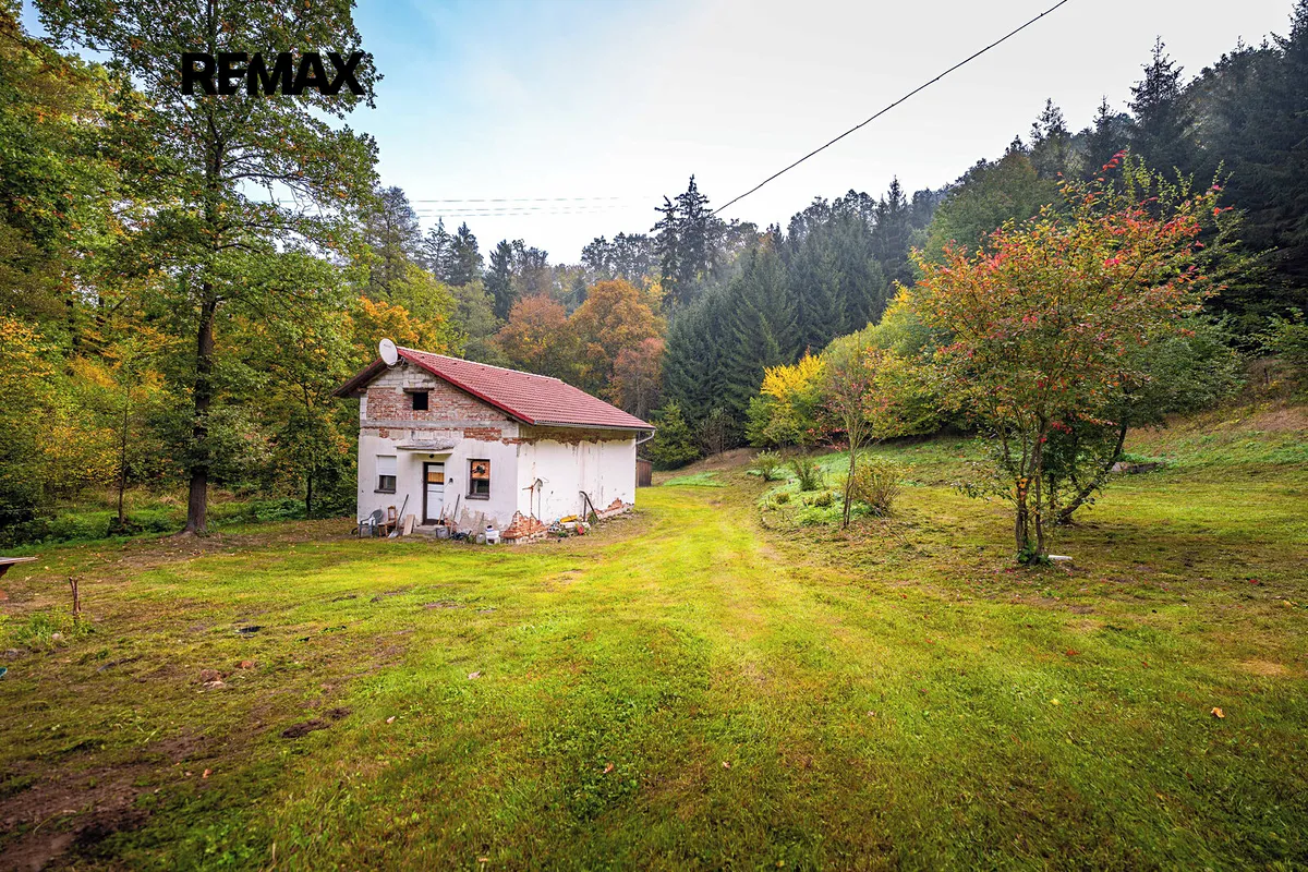 Prodej stavebního pozemku 4931 m²